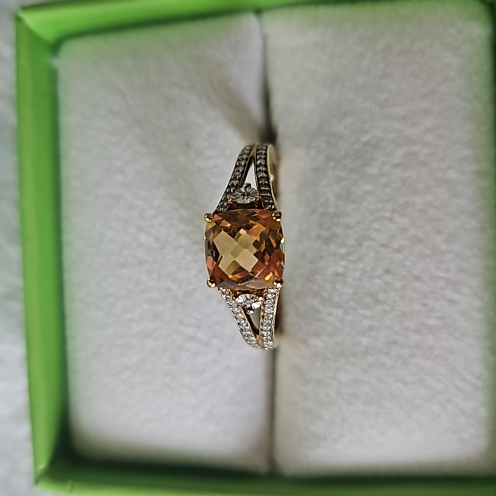 Genuine Citrine 10K Yellow Gold Ring!!! - Picture 3 of 16